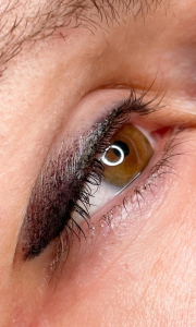eyeliner kestopigmentointi