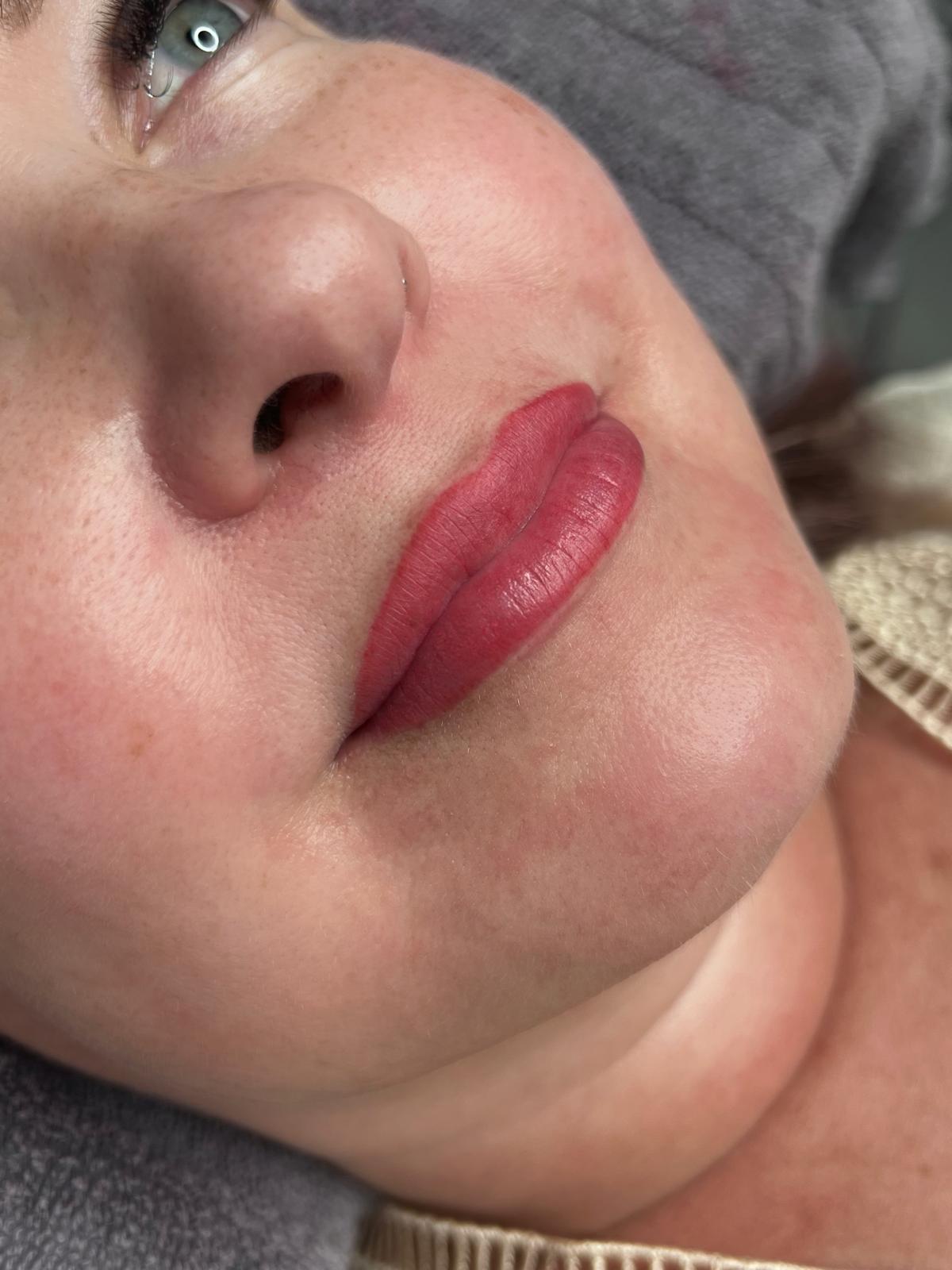 huulten kestopigmentointi